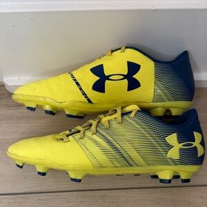 Under Armour Yellow and Blue Soccer Cleats Boys Size 6